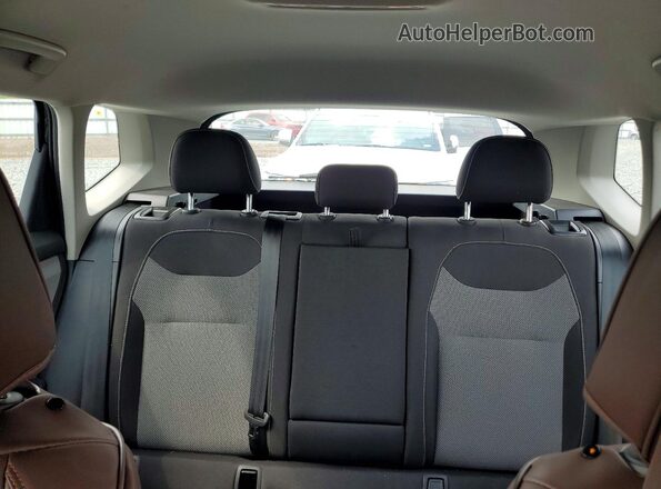 3VV8X7B27RM034311 2024 VOLKSWAGEN TAOS Black უკანა სავარძლების ხედი