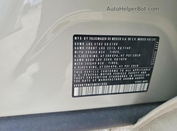 3VVHR7RM3SM061030 2025 VOLKSWAGEN TIGUAN Gray Widok wnętrza 360 stopni