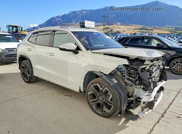 3VVLR7RM4SM040195 2025 VOLKSWAGEN TIGUAN White Front right