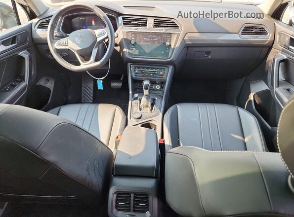 3VVMB7AX4RM114711 2024 VOLKSWAGEN TIGUAN Черный Вид панели приборов