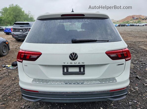 3VVMB7AX8RM043772 2024 VOLKSWAGEN TIGUAN White Widok z tyłu