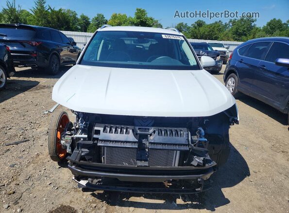 3VVSC7B25TM001140 2026 VOLKSWAGEN TAOS White Դիմացի տեսք