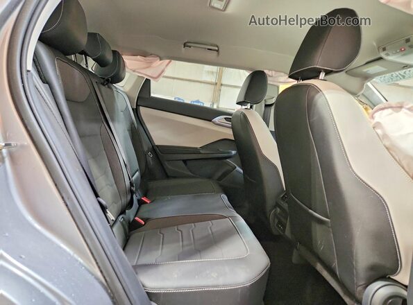 3VVUC7B29TM023179 2026 VOLKSWAGEN TAOS Silver Rear interior view