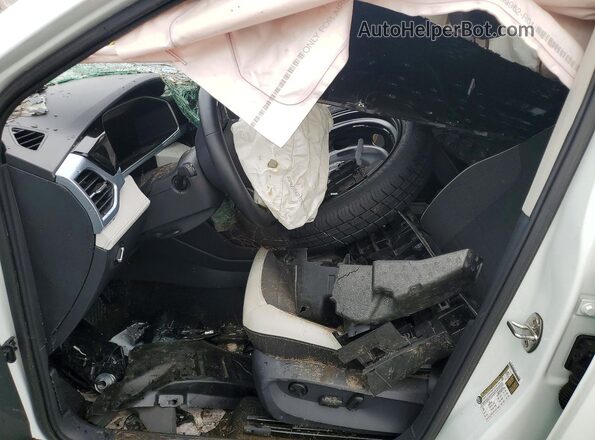 3VVUC7B29TM030228 2026 VOLKSWAGEN TAOS White წინა სალონის ხედი