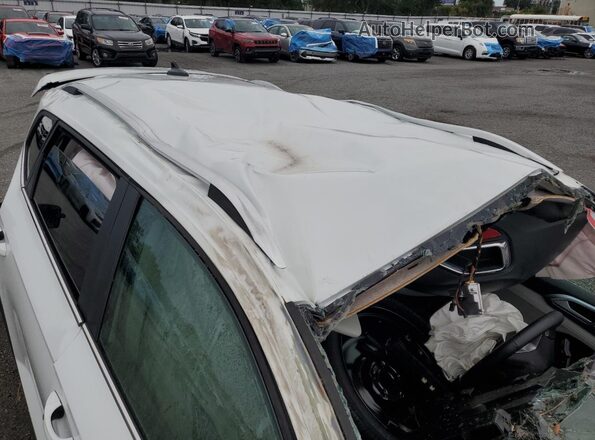 3VVUC7B29TM030228 2026 VOLKSWAGEN TAOS White სალონის 360-გრადუსიანი ხედი