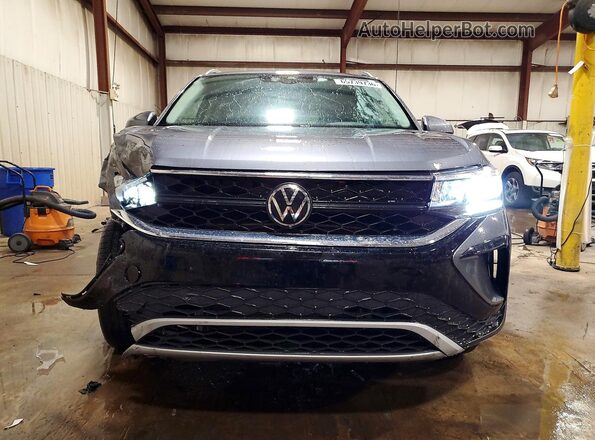 3VVUX7B22RM061415 2024 VOLKSWAGEN TAOS Серый Вид спереди