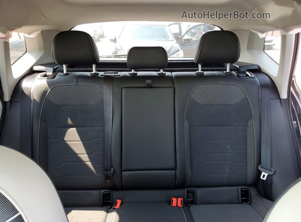 3VVVC7B20SM033764 2025 VOLKSWAGEN TAOS Gray Widok tylnych siedzeń