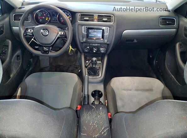 3VW167AJ5HM241352 2017 VOLKSWAGEN JETTA White Առջևի վահանակի տեսք
