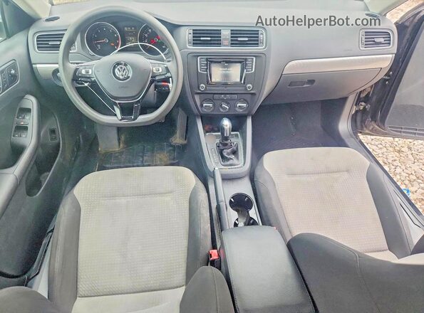3VW2B7AJ5HM257423 2017 VOLKSWAGEN JETTA Black Вид панелі приладів
