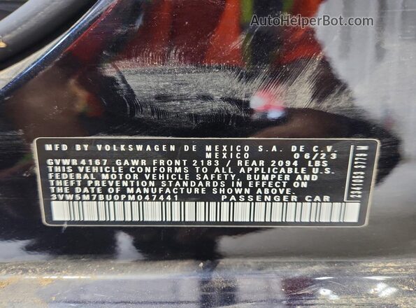 3VW5M7BU0PM047441 2023 VOLKSWAGEN JETTA Black Vista del compartimento del motor