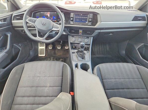 3VWAM7BU7RM086321 2024 VOLKSWAGEN JETTA White Առջևի վահանակի տեսք
