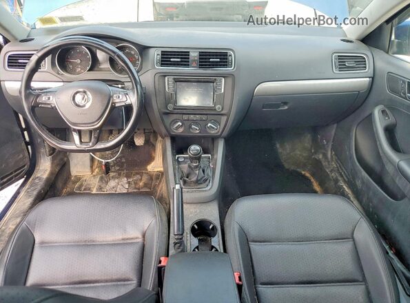 3VWB67AJ7HM401395 2017 VOLKSWAGEN JETTA Blue Вид панелі приладів