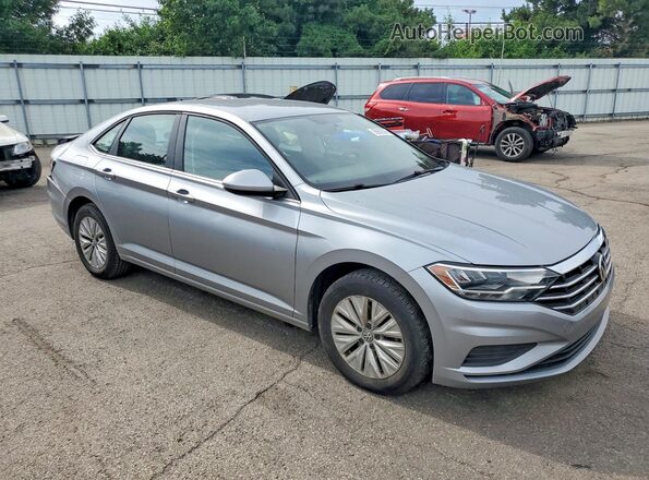 3VWC57BU0KM231114 2019 VOLKSWAGEN JETTA Gray Front right