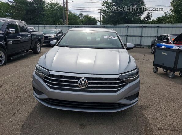 3VWC57BU0KM231114 2019 VOLKSWAGEN JETTA Gray Front view