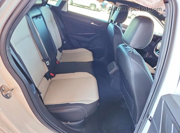 3VWC57BU2MM091408 2021 VOLKSWAGEN JETTA White უკანა სავარძლების ხედი