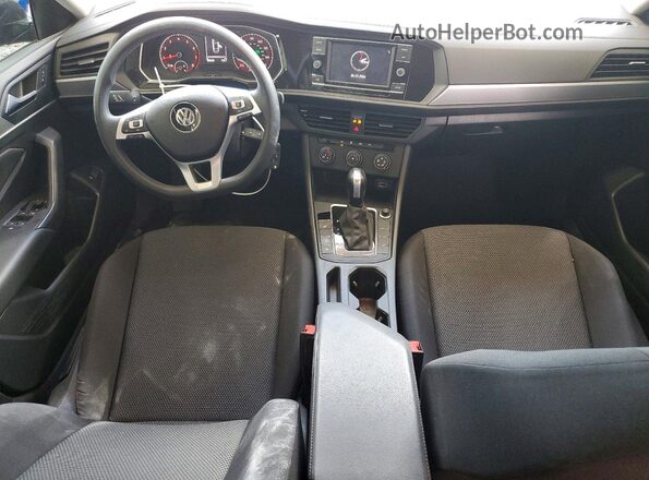 3VWCB7BU3KM240950 2019 VOLKSWAGEN JETTA Серый Вид панели приборов