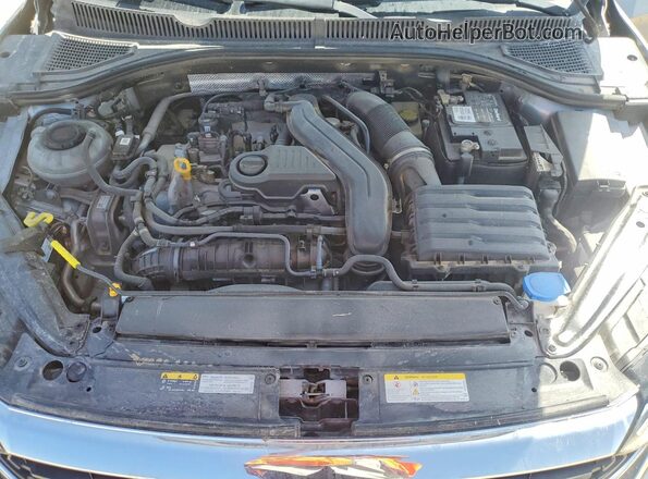 3VWCM7BU6NM014755 2022 VOLKSWAGEN JETTA Silver Vista interior trasera