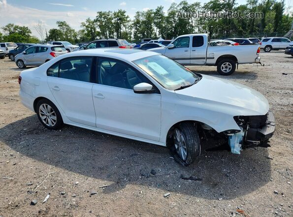 3VWD67AJ2GM338228 2016 VOLKSWAGEN JETTA Белый Передняя правая четверть