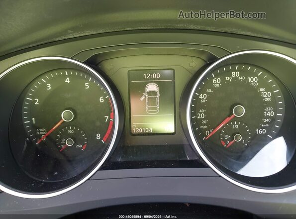3VWDB7AJ4JM263891 2018 VOLKSWAGEN JETTA Черный Вид задних сидений