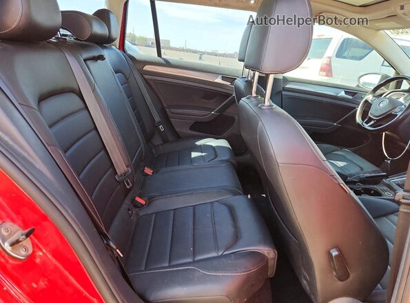 3VWH17AU4HM504941 2017 VOLKSWAGEN GOLF Red Вид задніх сидінь