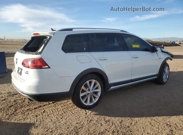 3VWH17AU6HM513625 2017 VOLKSWAGEN GOLF Белый Задняя правая четверть