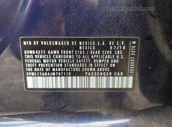 3VWL17AU4JM767110 2018 VOLKSWAGEN GOLF Blue Vista del compartimento del motor
