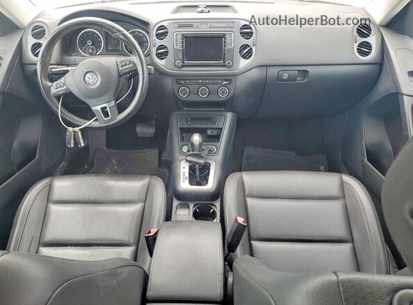 WVGAV7AX2HW507657 2017 VOLKSWAGEN TIGUAN Серебряный Вид щитка приборов