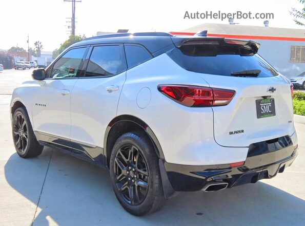 3GNKBERS7RS161043 2024 CHEVROLET BLAZER White Вид спереду