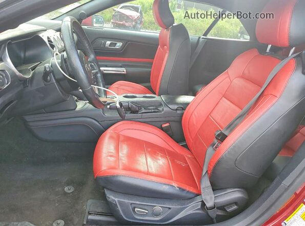 1FATP8UHXJ5113536 2018 FORD MUSTANG Red Вид панелі приладів
