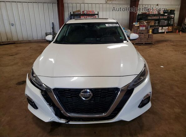 1N4BL4DW6KC149722 2019 NISSAN ALTIMA White Вид ззаду