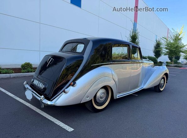 B308MD 1951 BENTLEY ALL MODELS Двухцветный Вид спереди
