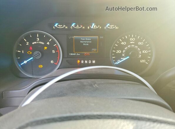 1FTFW1E17JFD71204 2018 FORD F150 Silver უკანა სავარძლების ხედი