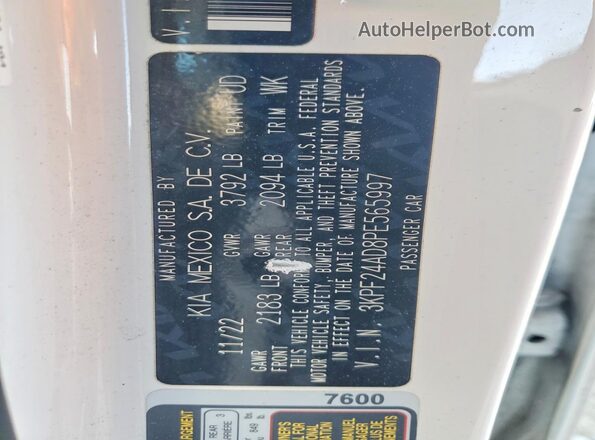 3KPF24AD8PE565997 2023 KIA FORTE White 360 interior view
