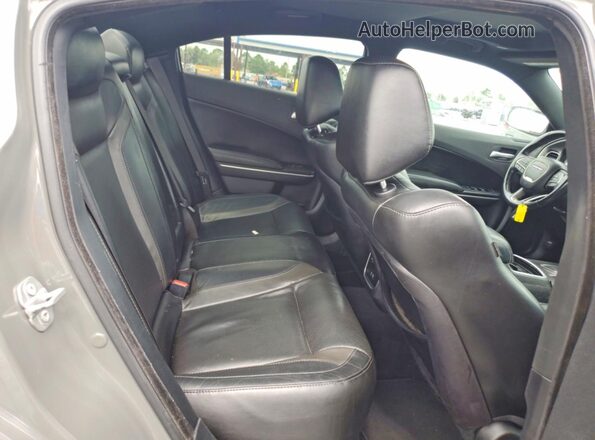 2C3CDXBG1KH717675 2019 DODGE CHARGER Silver Вид задньої частини салону