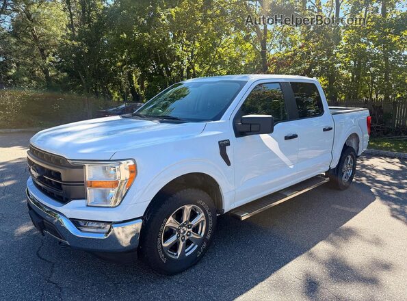 1FTFW1E59NFA51584 2022 FORD F150 White Trasero derecho