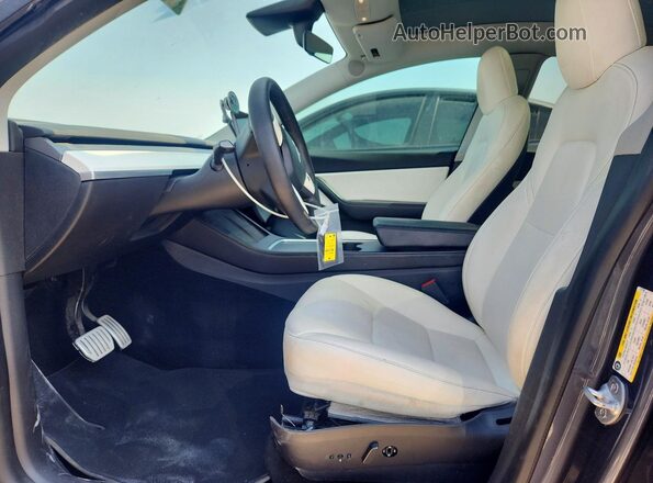 5YJYGDEF5MF211768 2021 TESLA MODEL Gray Dashboard view
