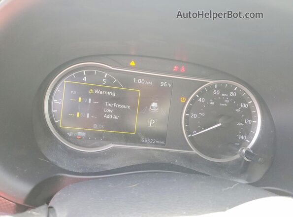3N1CP5CU4JL519595 2018 NISSAN KICKS Silver Widok tylnych siedzeń