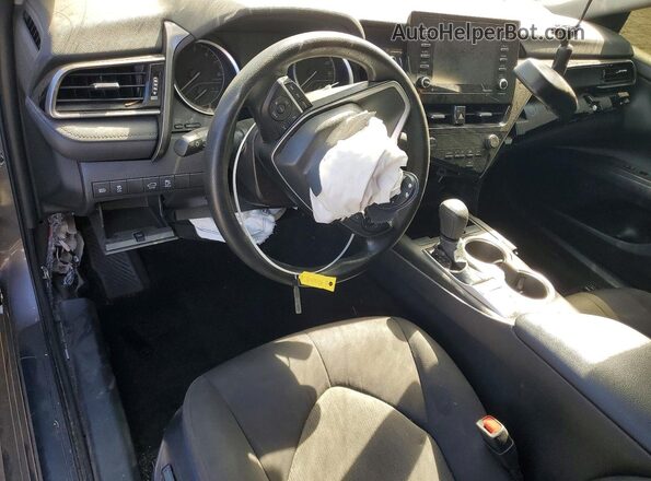 4T1R11AK7NU705061 2022 TOYOTA CAMRY Gray ხელსაწყოთა პანელის ხედი