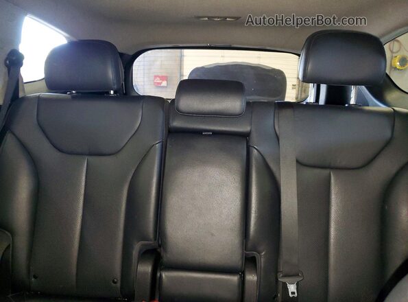 5NMS5CAD4LH162022 2020 HYUNDAI SANTA White Rear interior view
