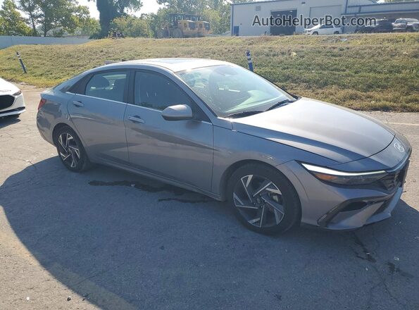 KMHLS4DG5SU901572 2025 HYUNDAI ELANTRA Silver წინა სალონის ხედი