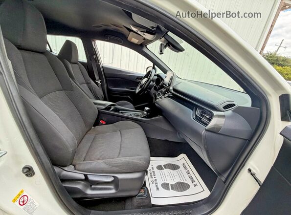 NMTKHMBX7KR098249 2019 TOYOTA C-HR Белый Вид сзади