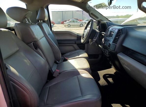 1FTMF1CF2GKD58432 2016 FORD F150 White უკანა სალონის ხედი
