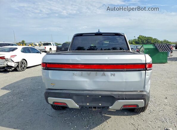 7FCTGAAAXNN008066 2022 RIVIAN R1T Silver Սալոնի դիմացի տեսք