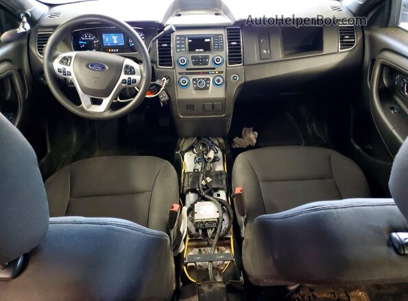 1FAHP2MK9JG127141 2018 FORD TAURUS White ხელსაწყოთა პანელის ხედი