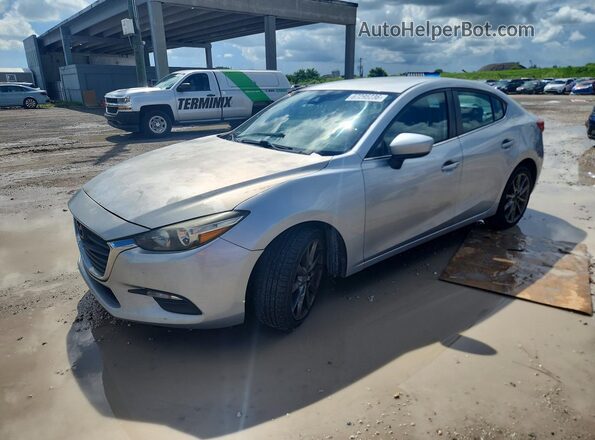 3MZBN1V35JM205845 2018 MAZDA 3 Серебряный Задняя левая четверть