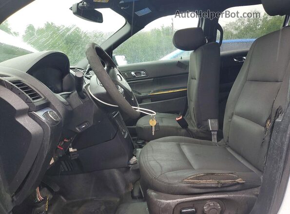 1FM5K8AR4KGB22927 2019 FORD EXPLORER White Dashboard view
