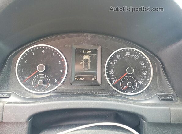 WVGAV7AX2HW507657 2017 VOLKSWAGEN TIGUAN Серебряный Вид задних сидений
