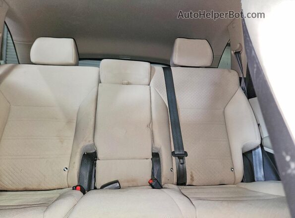 5XYPGDA30HG267722 2017 KIA SORENTO Red Rear interior view