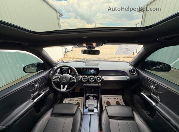 W1N4M4GB5MW107478 2021 MERCEDES-BENZ GLB-CLASS Black Widok tylnych siedzeń