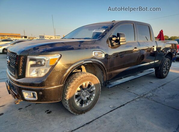 1N6BA1F4XJN517457 2018 NISSAN TITAN Черный Задняя левая четверть
